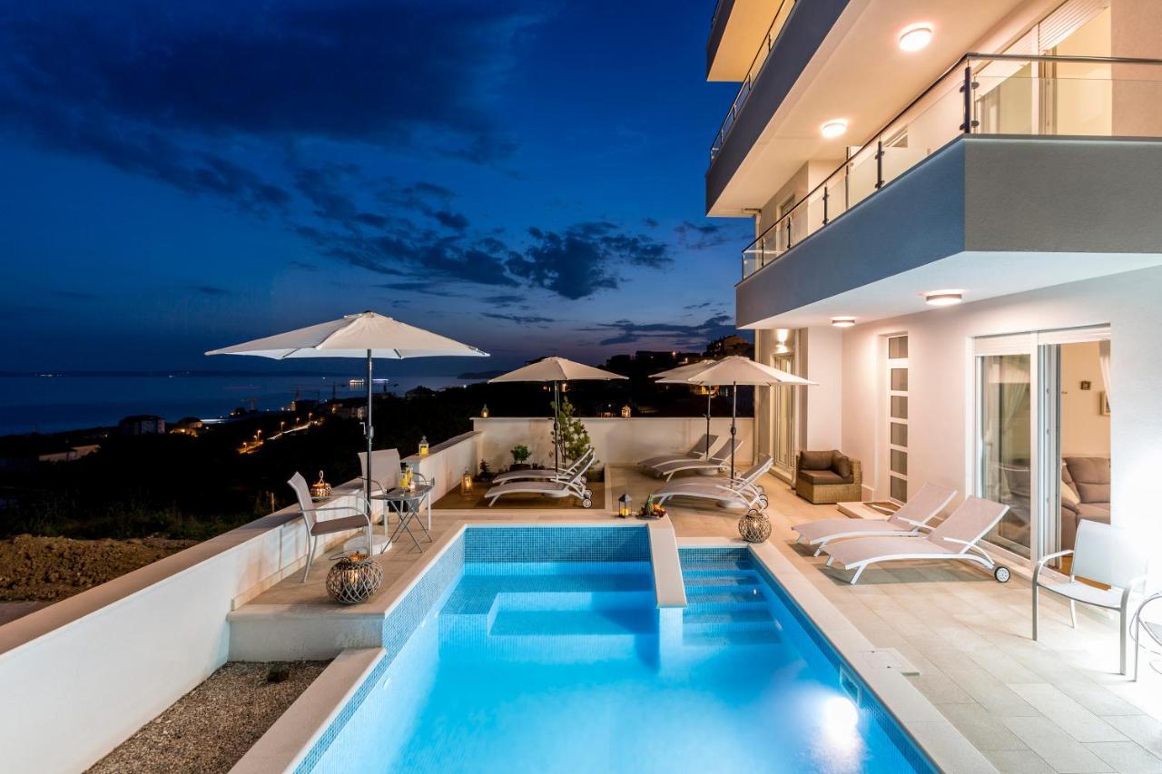 Luxury Villa Bello Horizonte With Swimming Pool Split Eksteriør billede